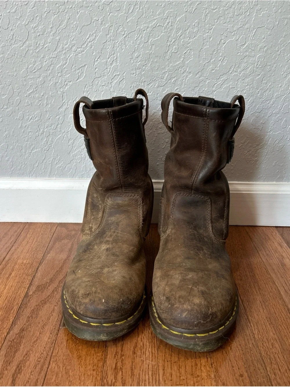 Dr. Martens Industrial Soft Toe Work Boots Leather Men’s Size 8 Brown